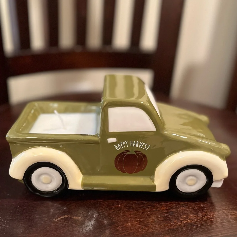 NEW Ceramic Farmhouse/Harvest Truck Candle by Celebrate Together